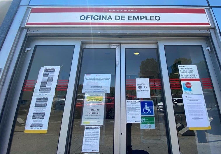 Un parado se queda con 12.000 euros de un subsidio cobrado por un error del SEPE gracias a la doctrina Cakarevic